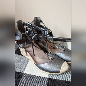 Vionic Wedge Espadrille Calypso Metallic Pewter